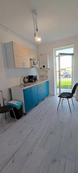 Apartament cu 3 camere nedecomandat în Exterior Vest