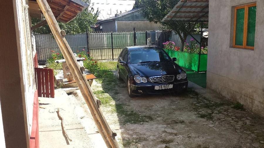 Casă cu Teren 960 Mp în Bâlca