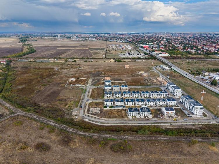 Teren Construcții intravilan de 863 mp, în Mehala
