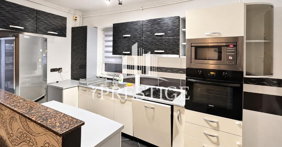 Apartament cu 3 camere decomandat, mobilat în Turnișor