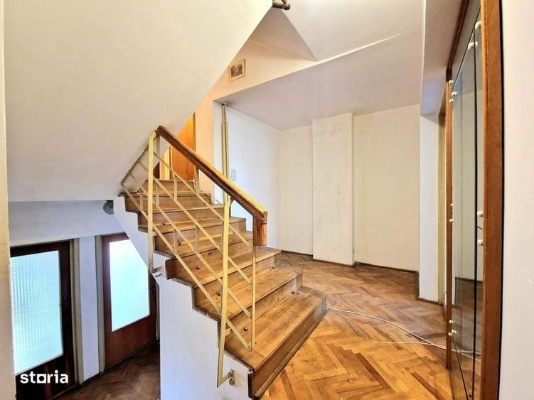 Apartament cu 3 camere decomandat în Polivalentă