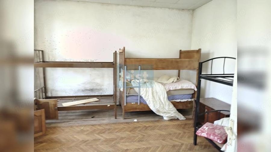 Casa in zona centrala de inchiriat pentru muncitori sau pentru birouri - 2