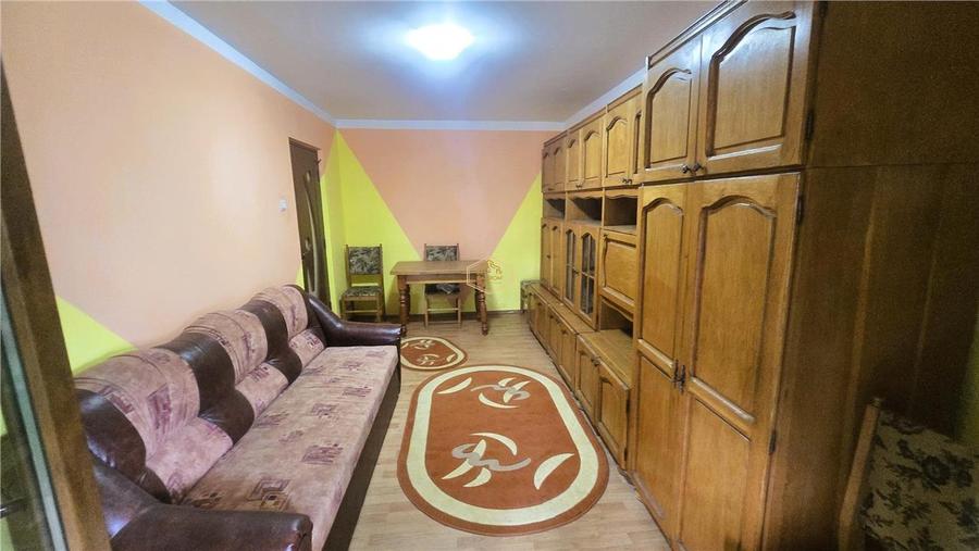 Apartament cu 2 camere decomandat, mobilat în Micro 17