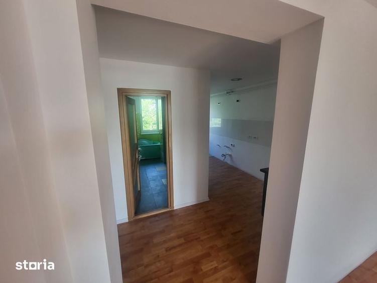 Apartament 3 camere decomandat ultracentral, proprietar - 2