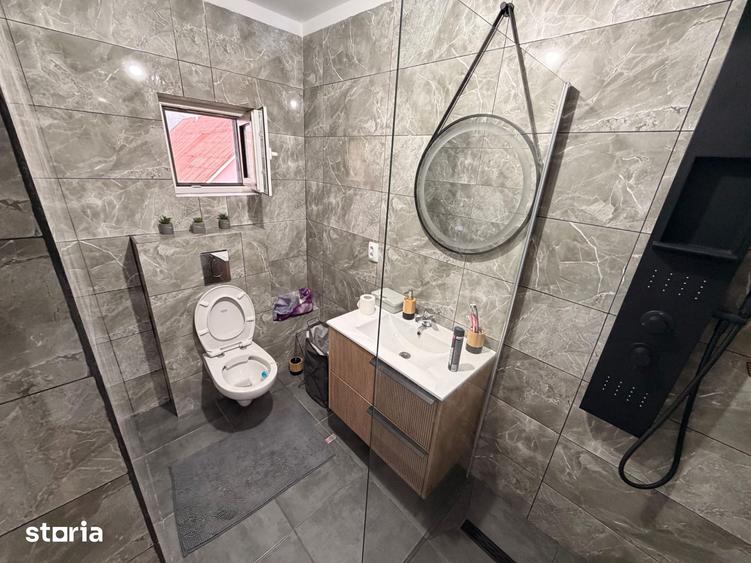Casă cu 2 camere cu Teren 450 Mp în Florești