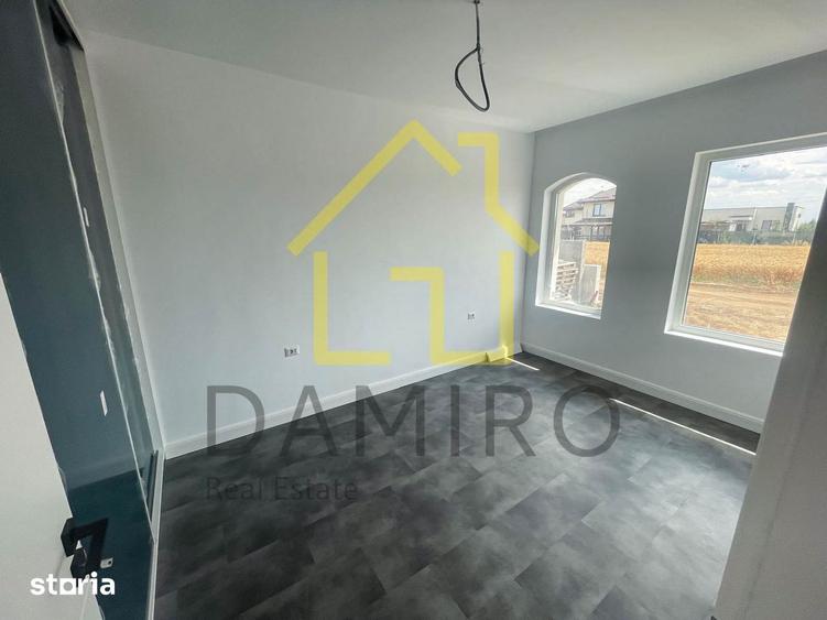 Casă cu 4 camere cu Teren 500 Mp în Dragomirești-Vale