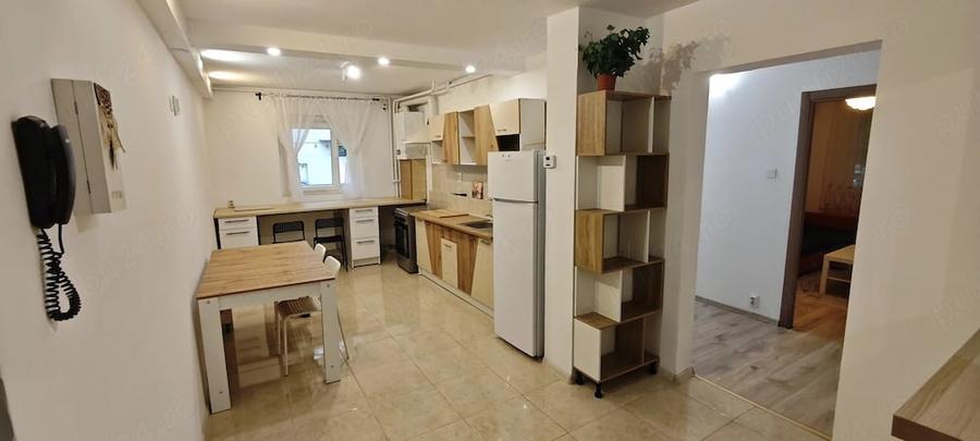 Apartament cu 2 camere decomandat în Berceni