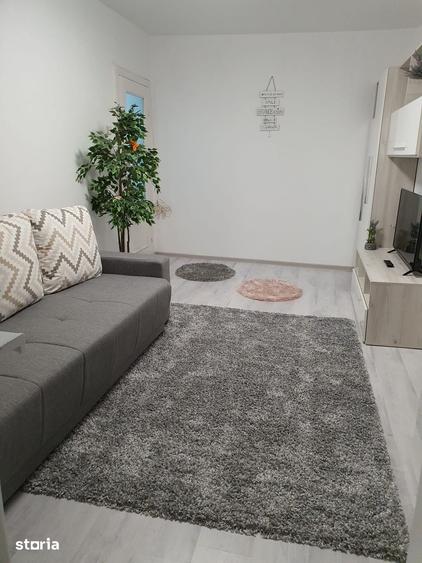 Apartament cu 2 camere în Girocului