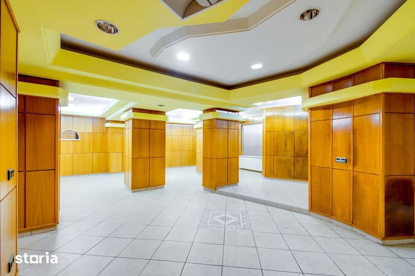 Apartament cu 4 camere decomandat în Armeneasca