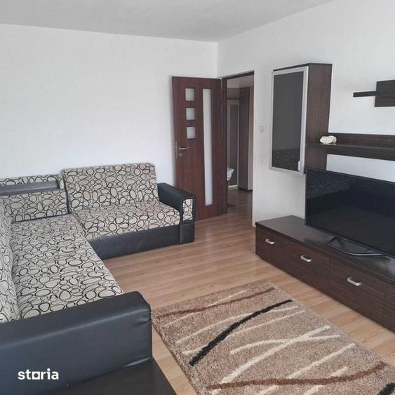 Apartament cu 3 camere în Mihai Bravu