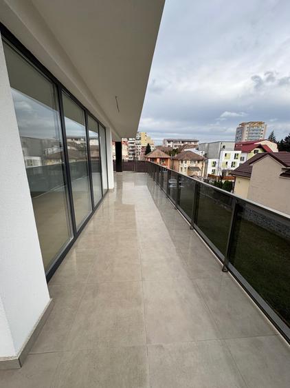 Casă cu 4 camere cu Teren 300 Mp în Gheorgheni