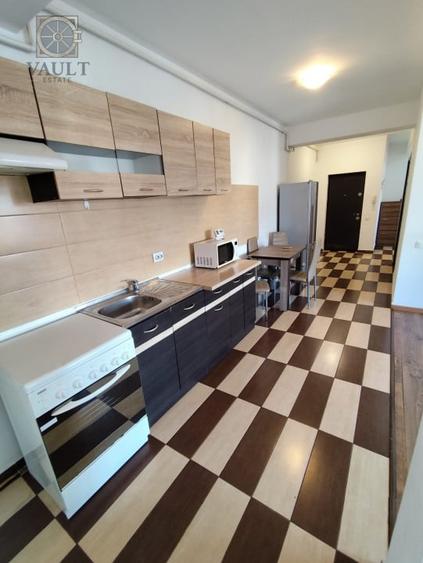 Apartament cu 3 camere decomandat, mobilat în Haliu