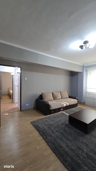 Apartament cu 2 camere decomandat în Vitrometan