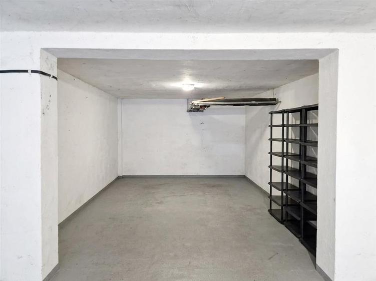 Apartament cu 4 camere decomandat în Bâlc