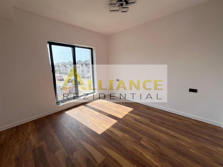 Vila Individuala  - 4 camere - 3 bai-teren -320-600 M de STV - 17