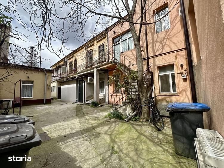 Casă cu 3 camere cu Teren 500 Mp în Unirii