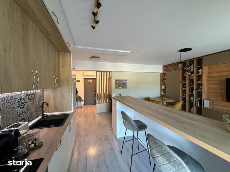 Apartament cu 2 camere decomandat în Central