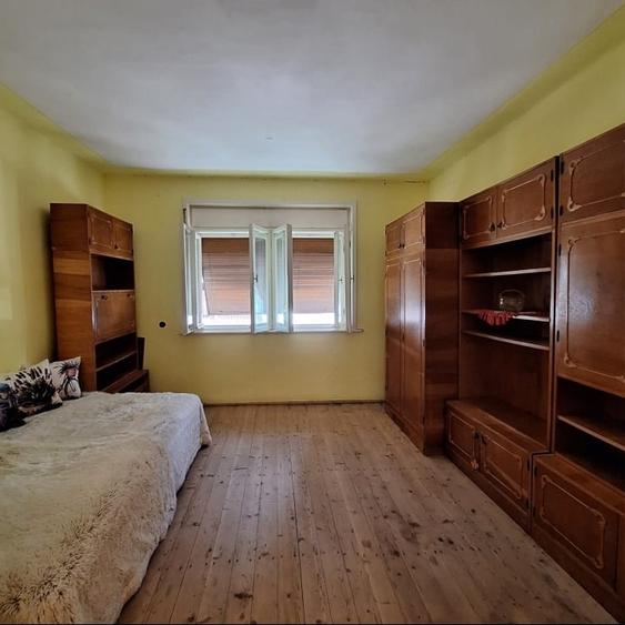 Casă individuală cu 4 camere cu Teren 4315 Mp în Ludeștii de Jos