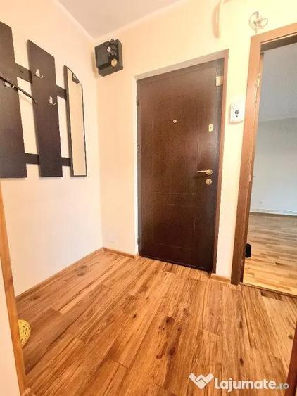 Apartament cu 3 camere decomandat în Dorobanți