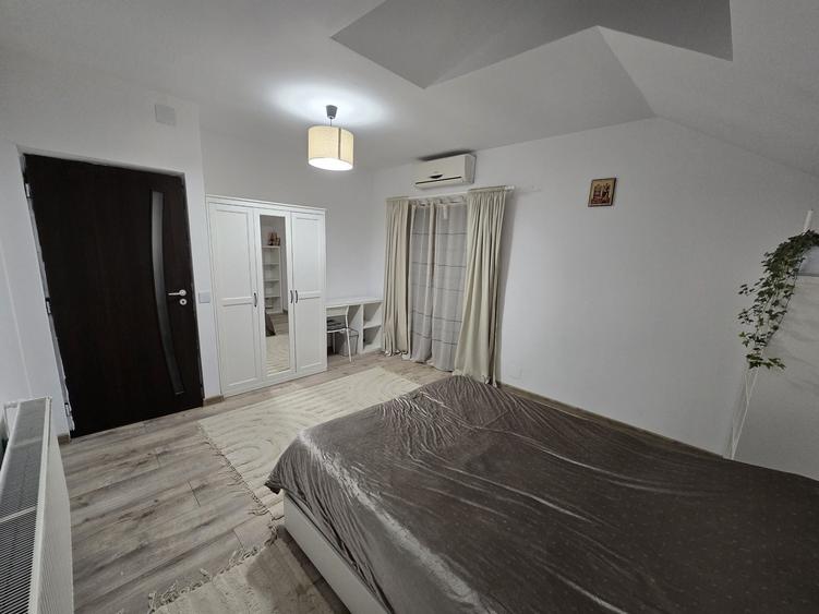 Casă cu 4 camere în Bucium