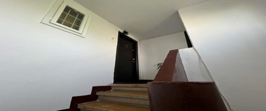 Apartament cu 3 camere semidecomandat în Calea Călărașilor