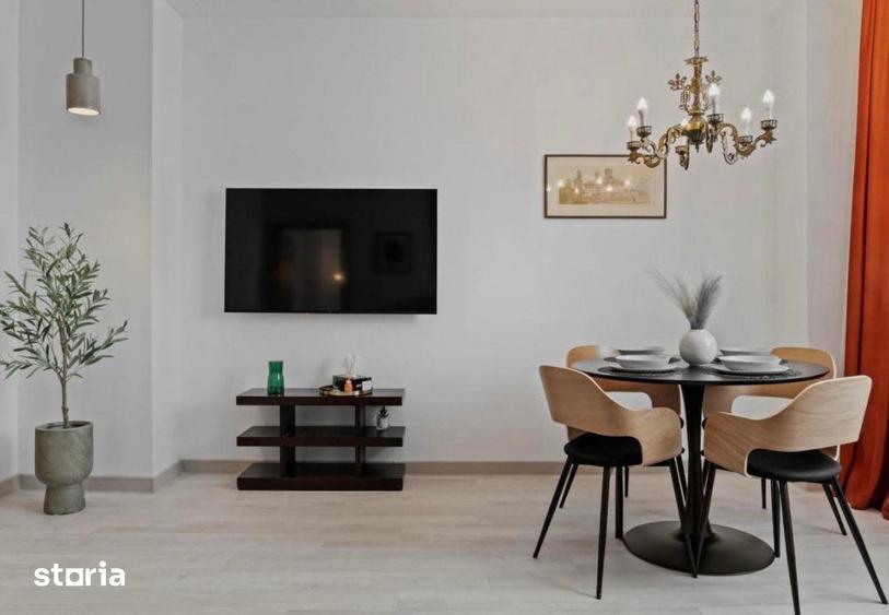 Apartament cu 3 camere, mobilat în Văcăresti