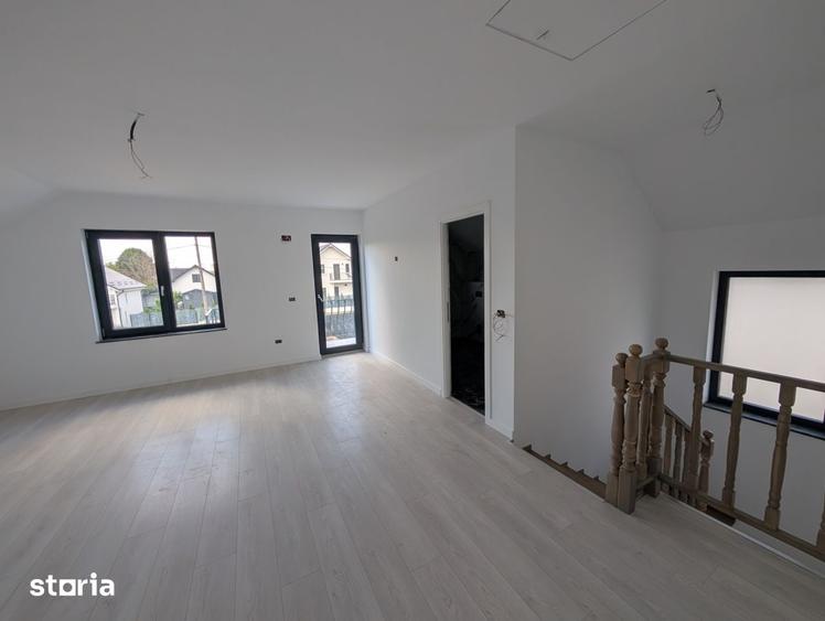 Casă cu 4 camere cu Teren 530 Mp în Central