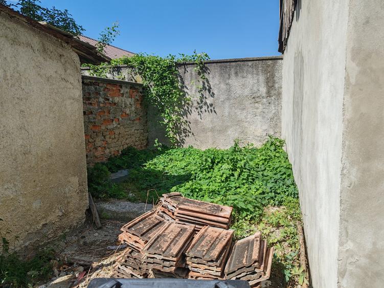 Casă individuală cu 3 camere cu Canalizare în Bunloc