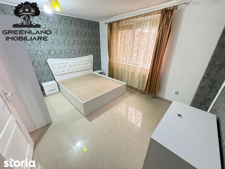 Apartament cu 3 camere decomandat în Oancea