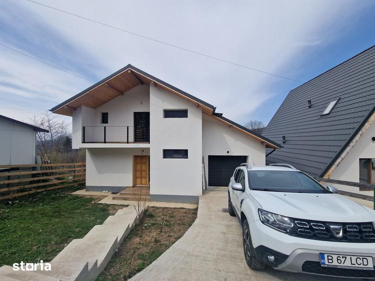 Casă cu 3 camere cu Teren 1000 Mp în Central