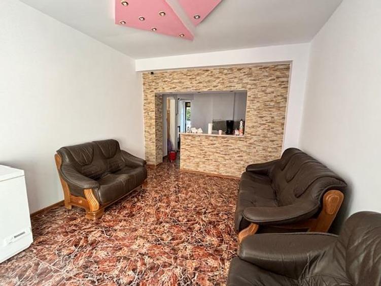 Duplex cu 4 camere cu Teren 300 Mp în Muncitoresc