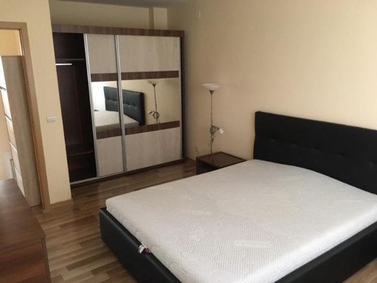 Apartament cu 3 camere decomandat în Dumbrăvița