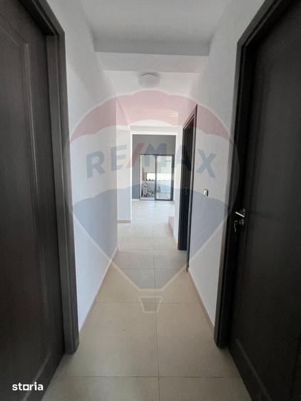 Casă cu 5 camere cu Teren 450 Mp în Nord