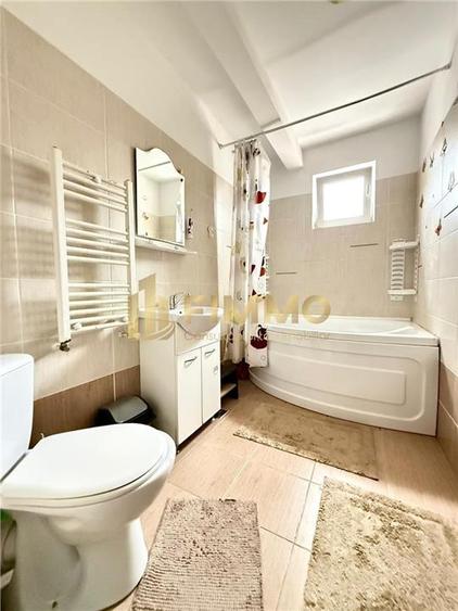 Apartament cu 3 camere decomandat, mobilat în George Enescu