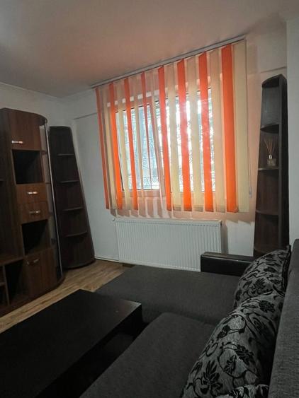 Apartament 2 cam decomandat cu centrala Lujerului - 3