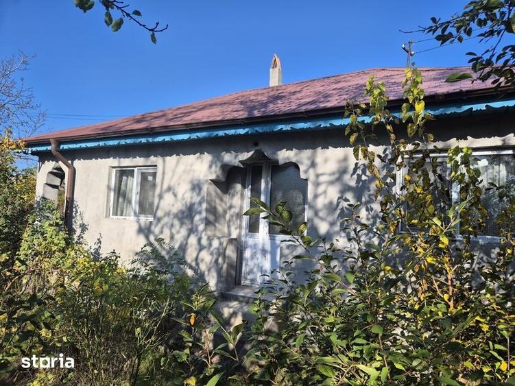 Casă cu 4 camere cu Teren 70 Mp în Colceag