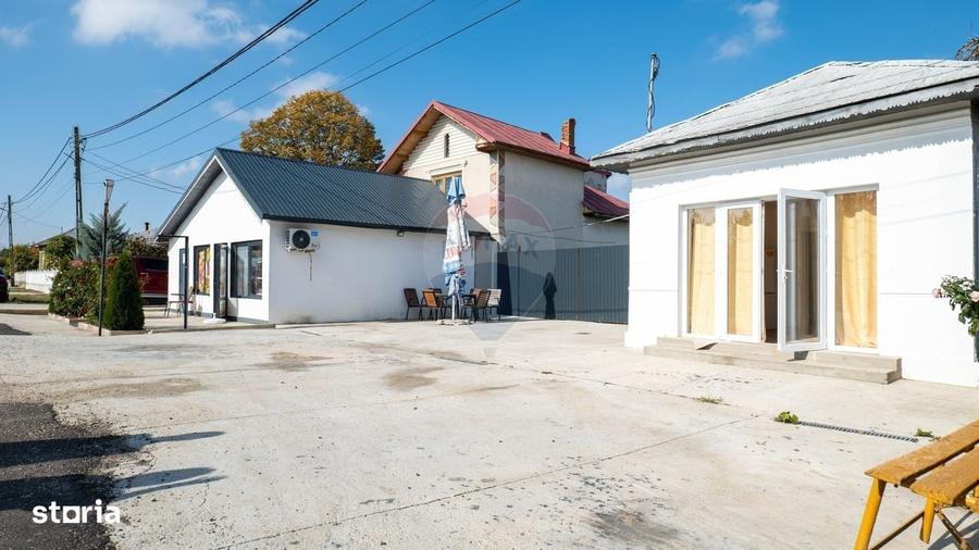 Casă cu 3 camere în Ungureni