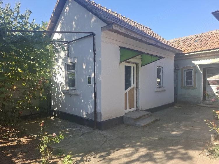 Casă cu Teren 1000 Mp în Criva de Sus