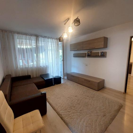 Apartament spatios Micro 18 etaj 1 - 1