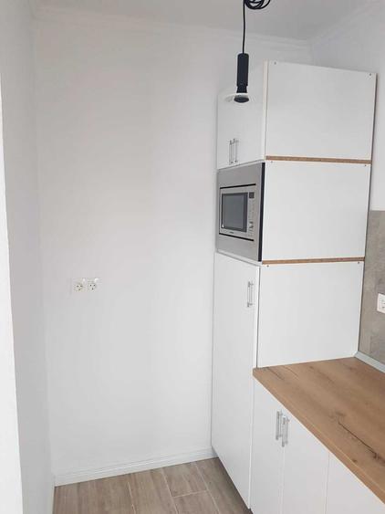 Garsonieră decomandată în Central