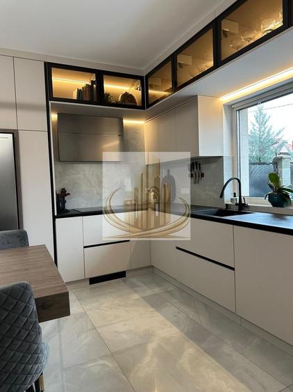 Duplex cu 4 camere cu Canalizare în Dumbrăvița