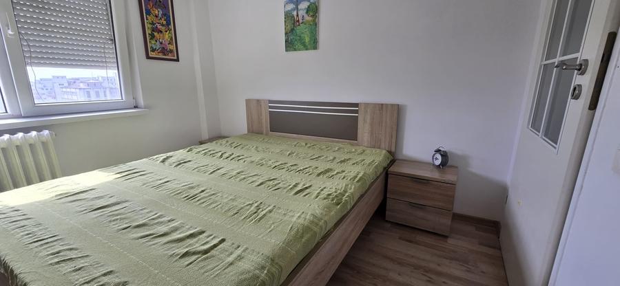 Apartament cu 2 camere decomandat în Arcul de Triumf