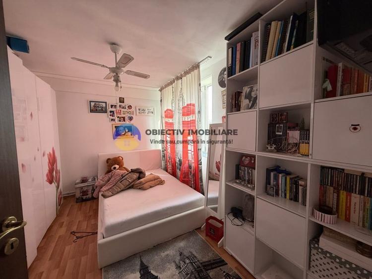 Apartament cu 3 camere semidecomandat, mobilat în Dărmănești