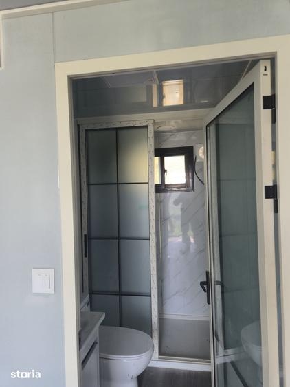 Casă cu 2 camere cu Teren 450 Mp în Tomești
