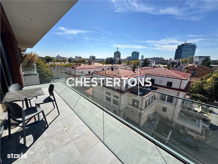 Apartament cu 3 camere decomandat în Primăverii