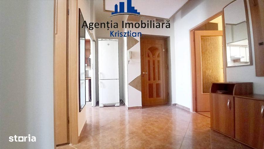 Apartament cu 3 camere decomandat în Burdea