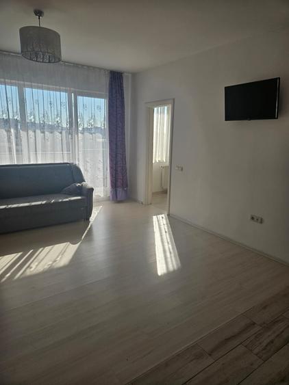 Apartament cu 2 camere decomandat în Exterior Vest