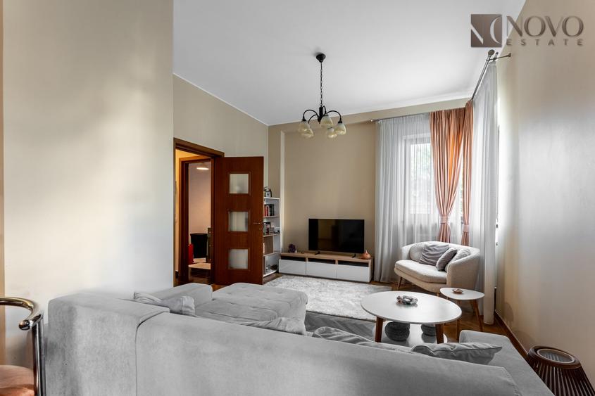 Duplex cu 7 camere cu Canalizare în Ferdinand