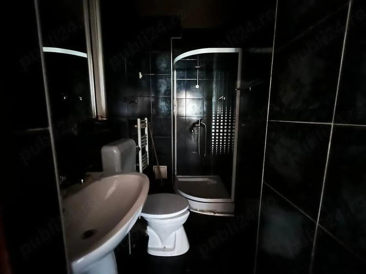 Apartament cu 3 camere decomandat în Dorobanților