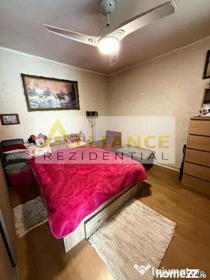 Casă cu 5 camere cu Teren 754 Mp în Cățelu